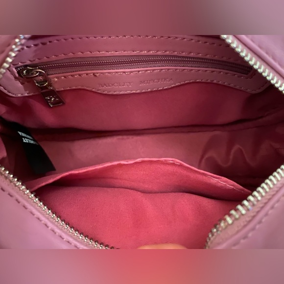 NWT Badgley Mischka (Minor Flaws) Diamond Quilted Camera Bag W/Pearls - Picture 7 of 13